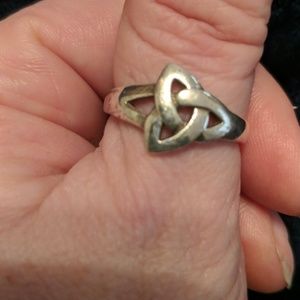 ⚡💯% .925 Solid Sterling Silver Celtic Knot Ring